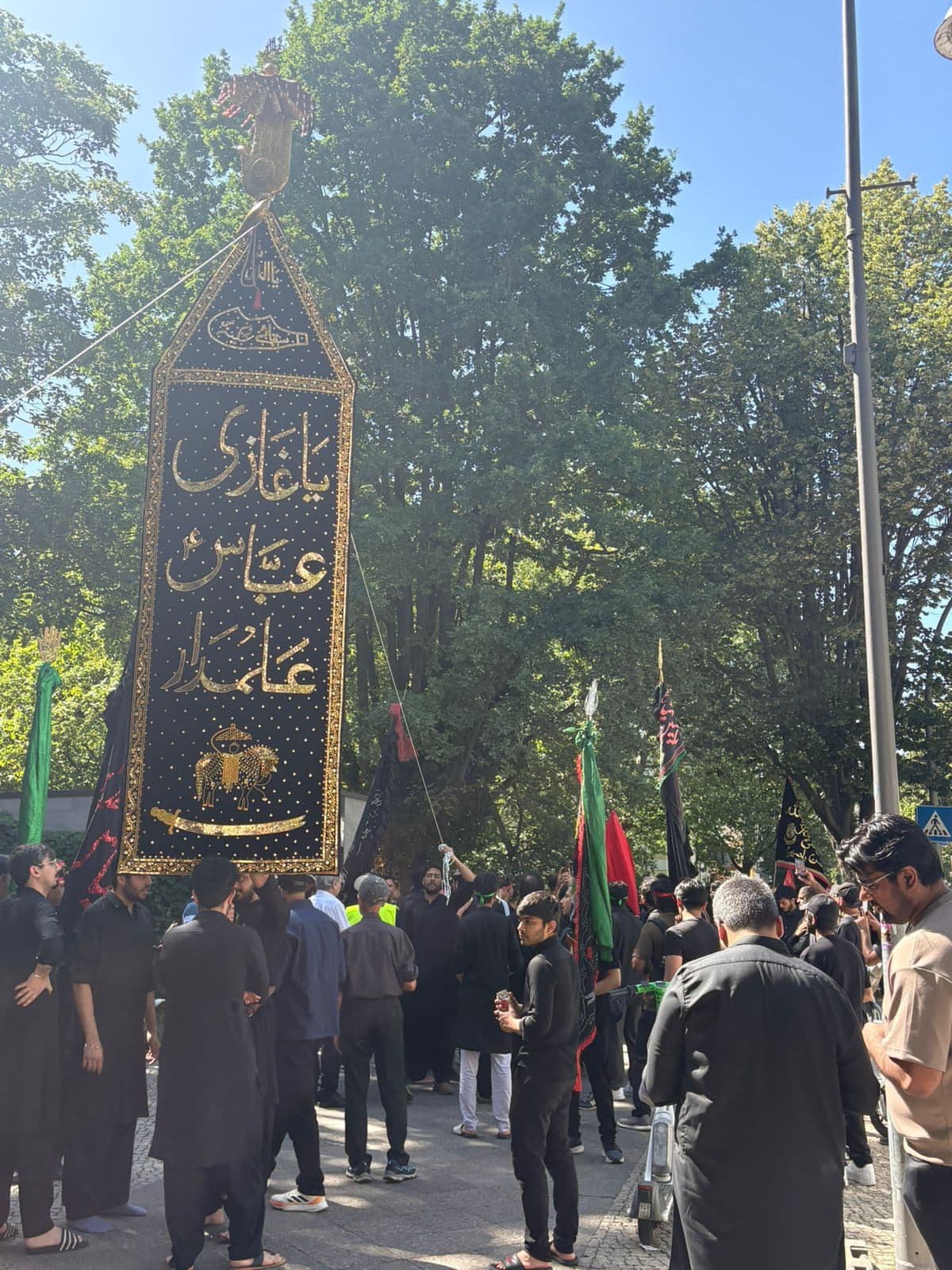 Mourners walking the traditional Ashura route in Berlin